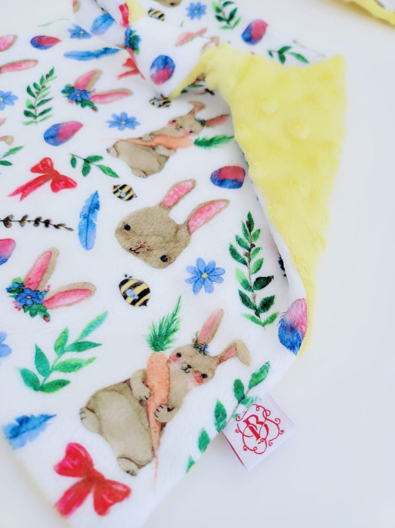 Vibrant Yellow Crinkle Sound Rabbit Comforter